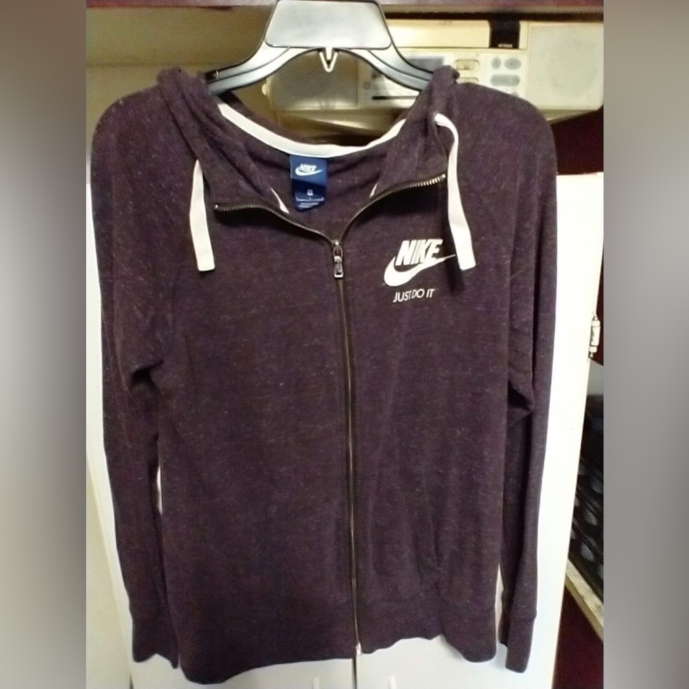 purple nike zip up, size L